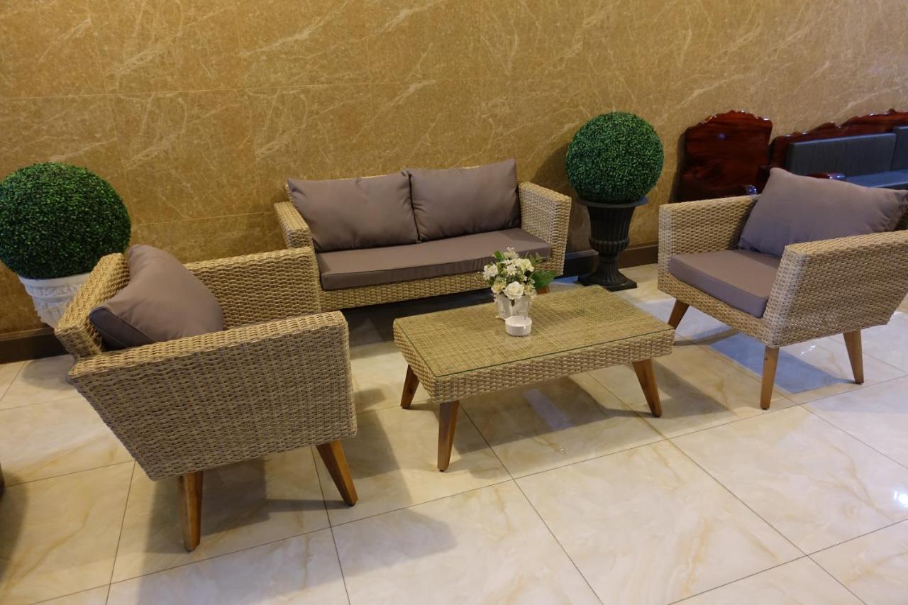 Serene Hotel Паттайя Экстерьер фото